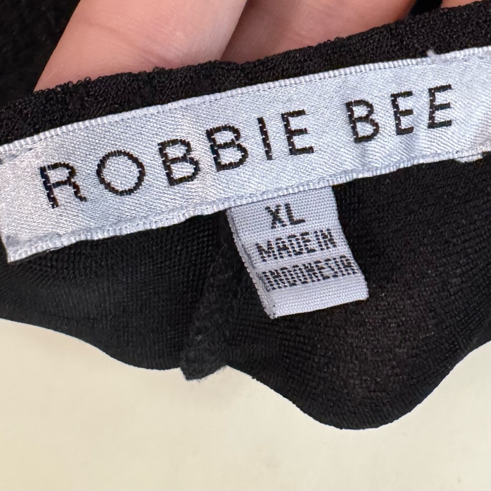 Elegant Robbie Bee Black Wrap Dress - Picture 6 of 8